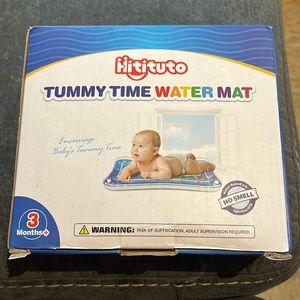 Tummy time water mat